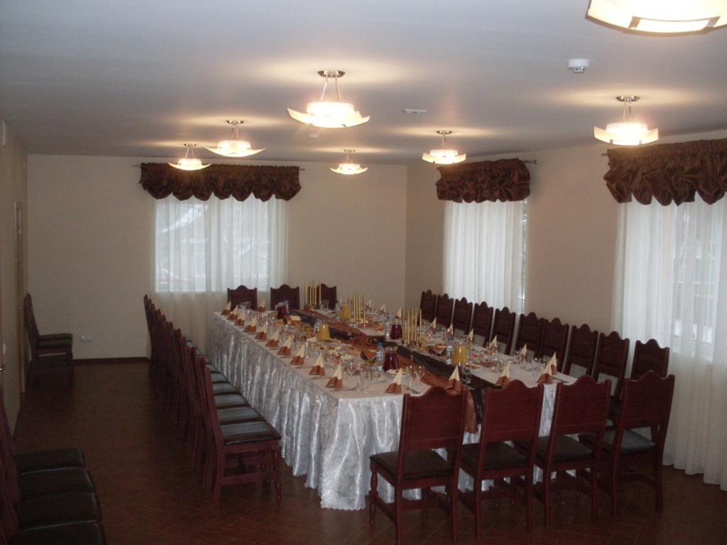 Surauciu Sveciu Namai Otel Aukštadvaris Dış mekan fotoğraf